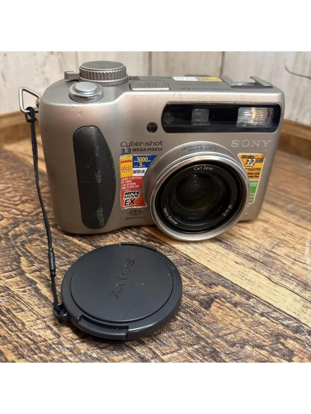 Sony Cyber-Shot DSC-S75 3.3MP Digital Camera Silver Untested No Battery